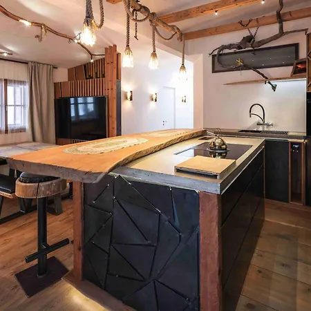 Apartment Luxury Larch Loft Tesido